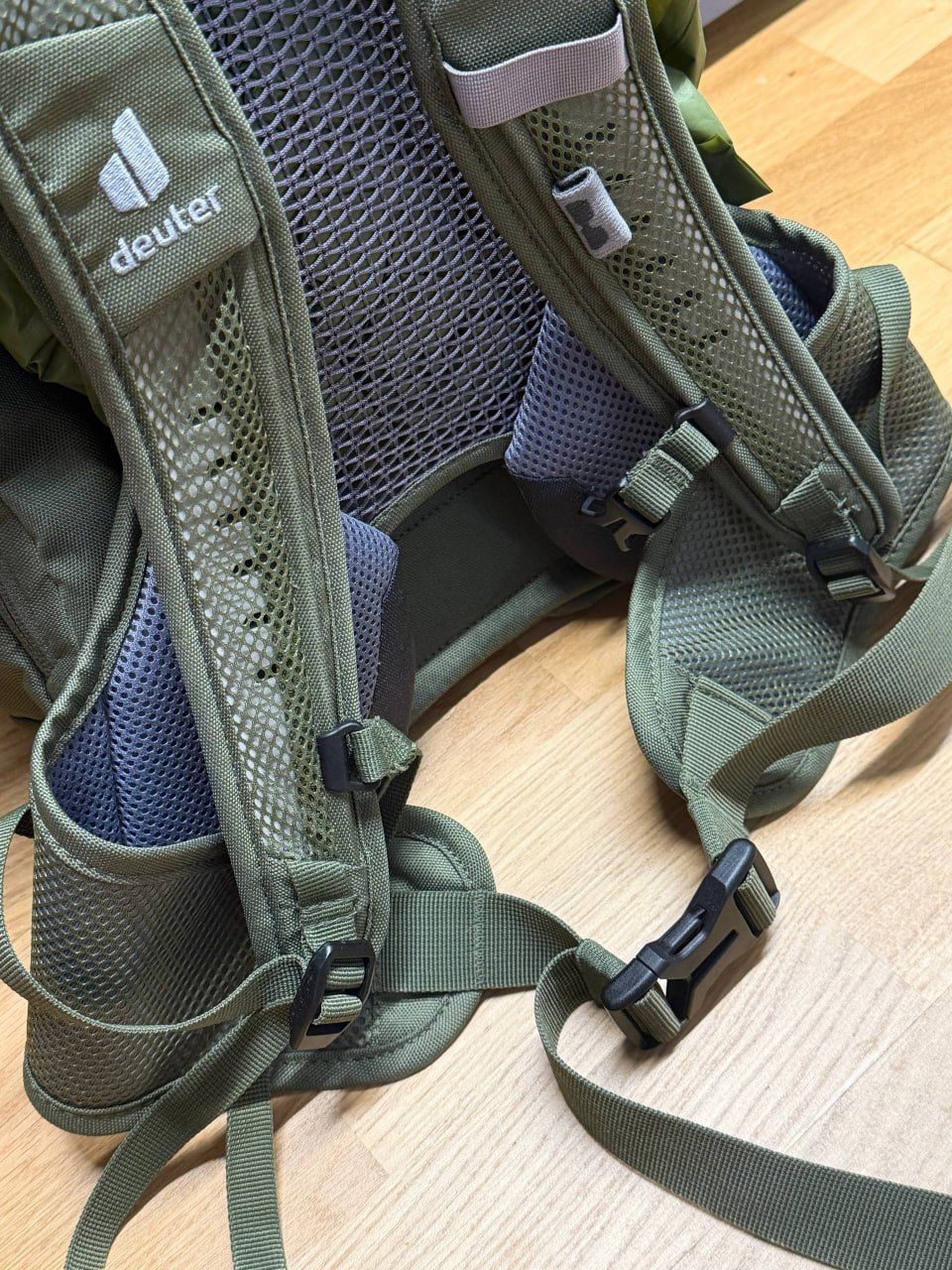 Deuter Zaini: Deuter Wanderrucksack 24 L – Nuovo (secondo la descrizione) da Bern venduto da iva_dv5f 4