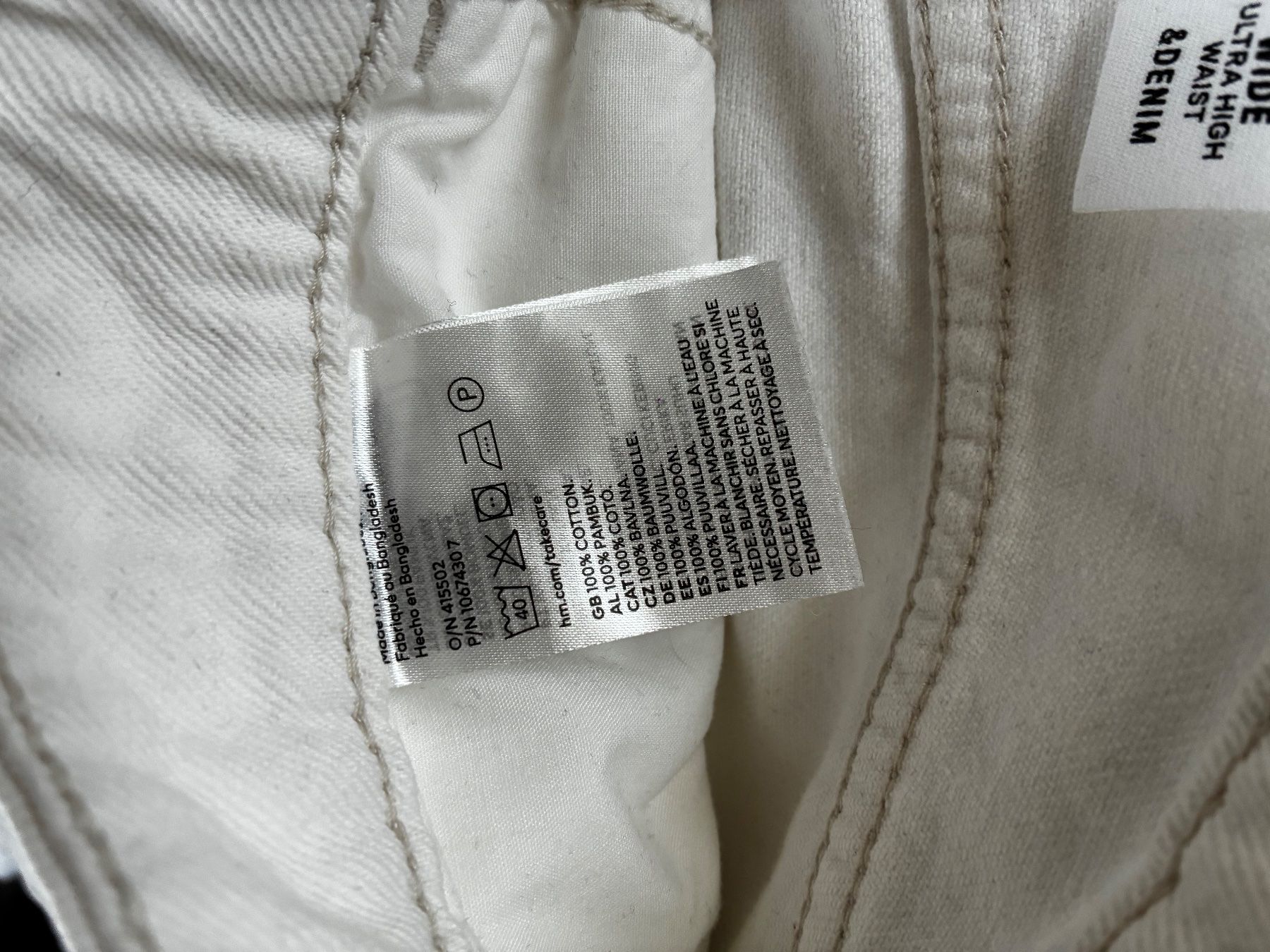 H&M Jeans: Pantalon blanc wide leg h&m – Usato da Riaz venduto da cam_x5xs 6