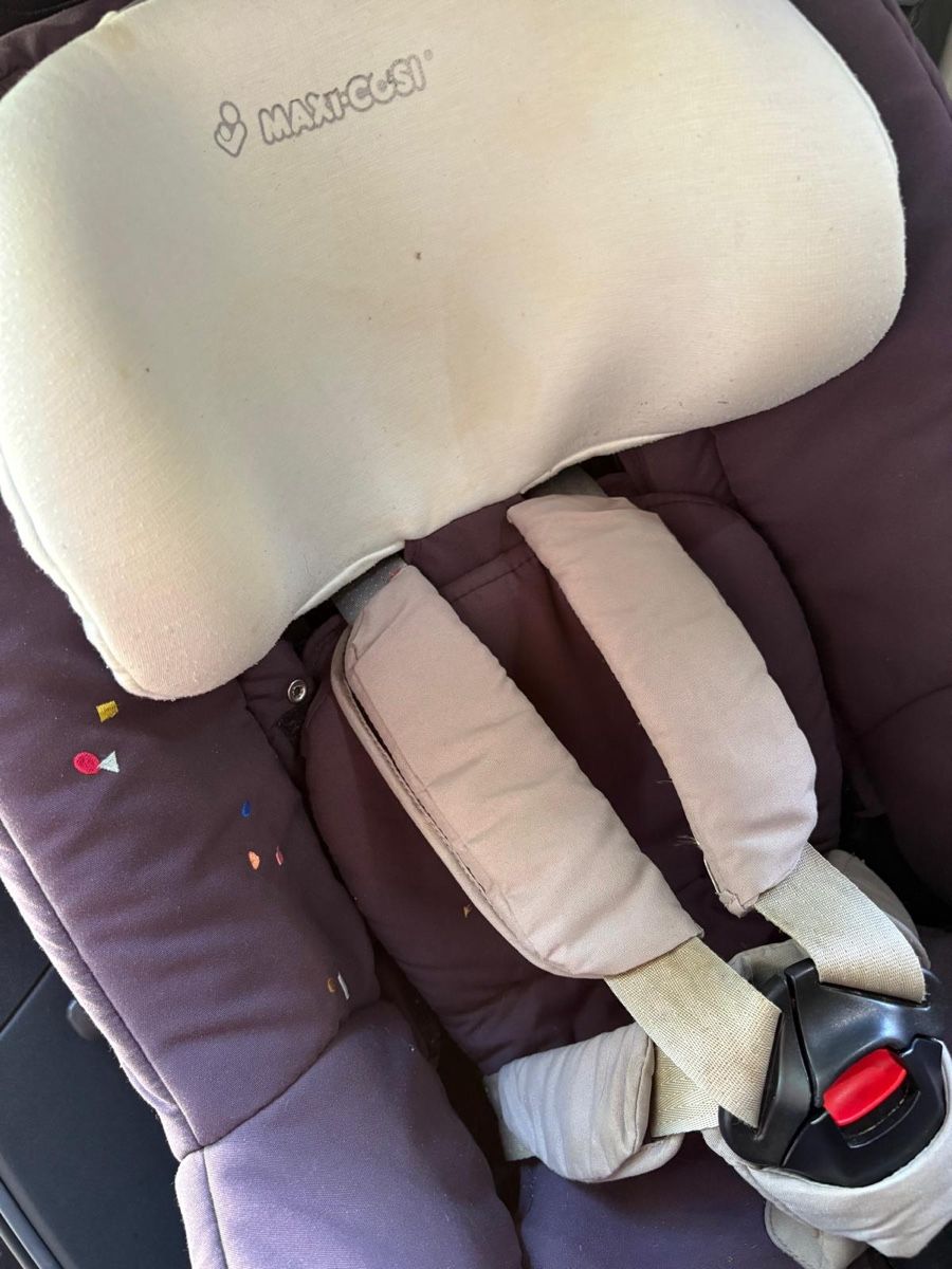 Maxi-Cosi Auto-Kindersitze: Maxicosi Pearl mit Familyfix – Gebraucht aus Oberrieden von Olivianeu 1