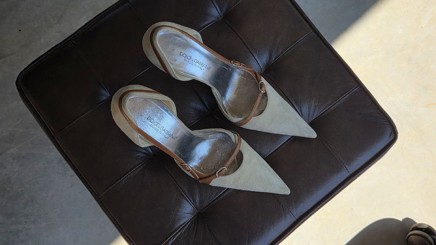 Dolce & Gabbana Scarpe da donna: Pumps Dolce & Gabbana Leder beige Grösse 37.5 – Usato da Kreuzlingen venduto da MeinKleinesAtelier