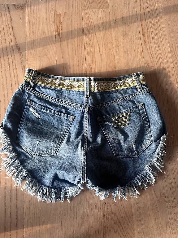 Jeans: Jeans Shorts – Nuovo e nell'imballaggio originale da Pfäffikon SZ venduto da JasminS. 2