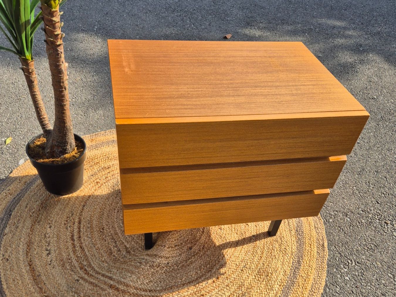 Nachttische: Table de nuit,  petit meuble vintage – Gebraucht aus Fully von tameab 7