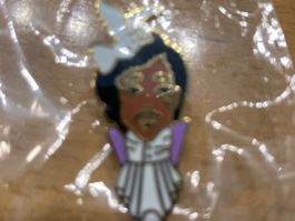 Prince Pin Anstecker Rock Punk Metal Pop