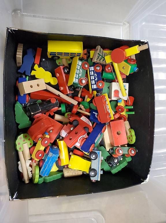 Brio Giocattoli: BRIO Eisenbahn mit Polizei und Feuerwehrstation – Usato da Rüegsauschachen venduto da AnnaG07 4