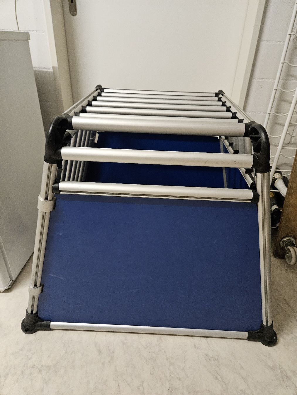 Niches, paniers: 4Pets Hundebox Transportbox – D'occasion à Mellingen par Okieh 3