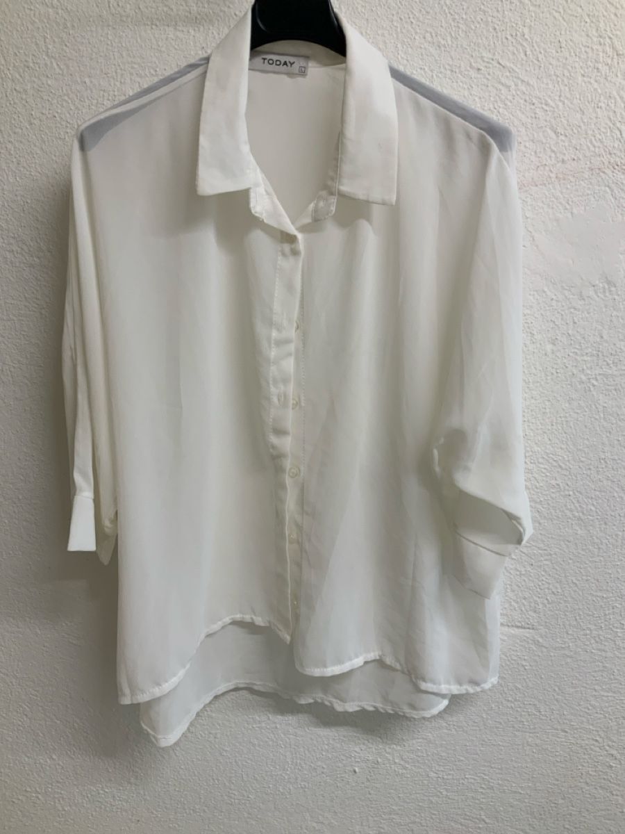 Chemisiers: Bluse TODAY Weiss Grösse L 100% Polyester Neu – D'occasion à Wallisellen par AS.TZ.