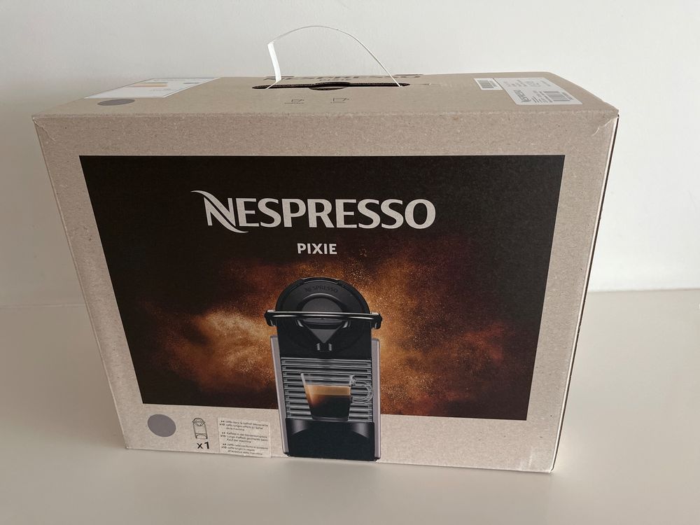 Macchina Caffè Espresso Nespresso Pixie Titanio 19 Bar - Nuova In Scatola