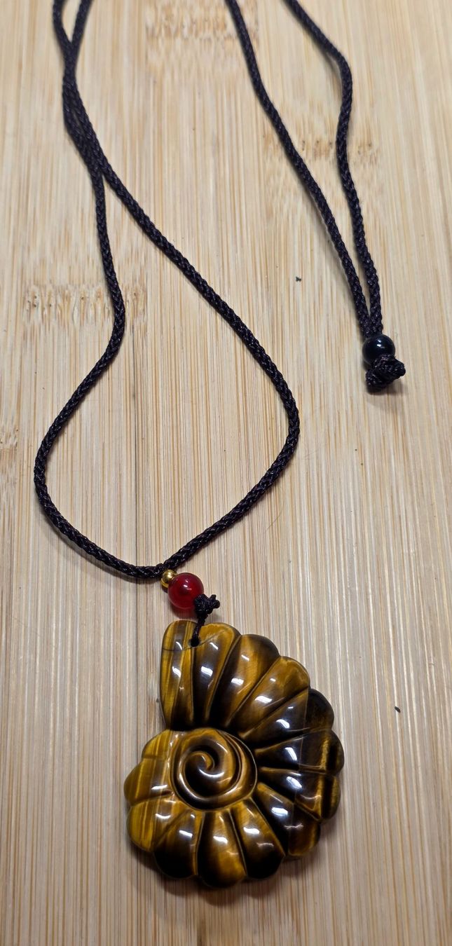 Minerali & Pietre curative: Tigerauge Schnecken Kette – Nuovo e nell'imballaggio originale da Matzingen venduto da Shay_Crystalz 3