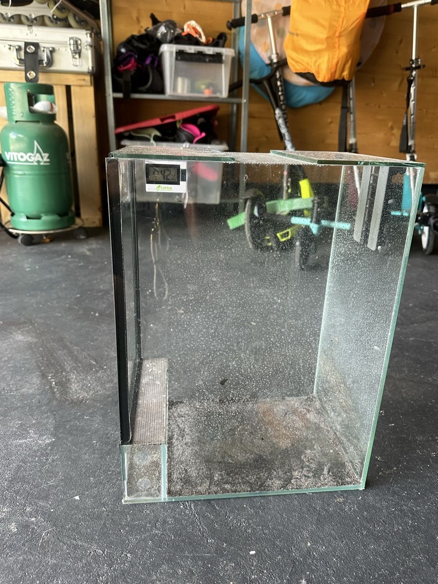 Terrario: Terrarium 30x20x40 – Usato da Oberweningen venduto da bri_mpx2 1