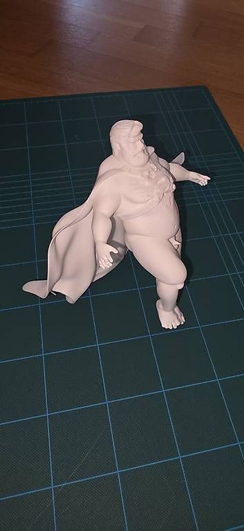 Statuette: 3D Printed Chubby Superman Figurine  – Usato da Crissier venduto da tic_qb2s 2