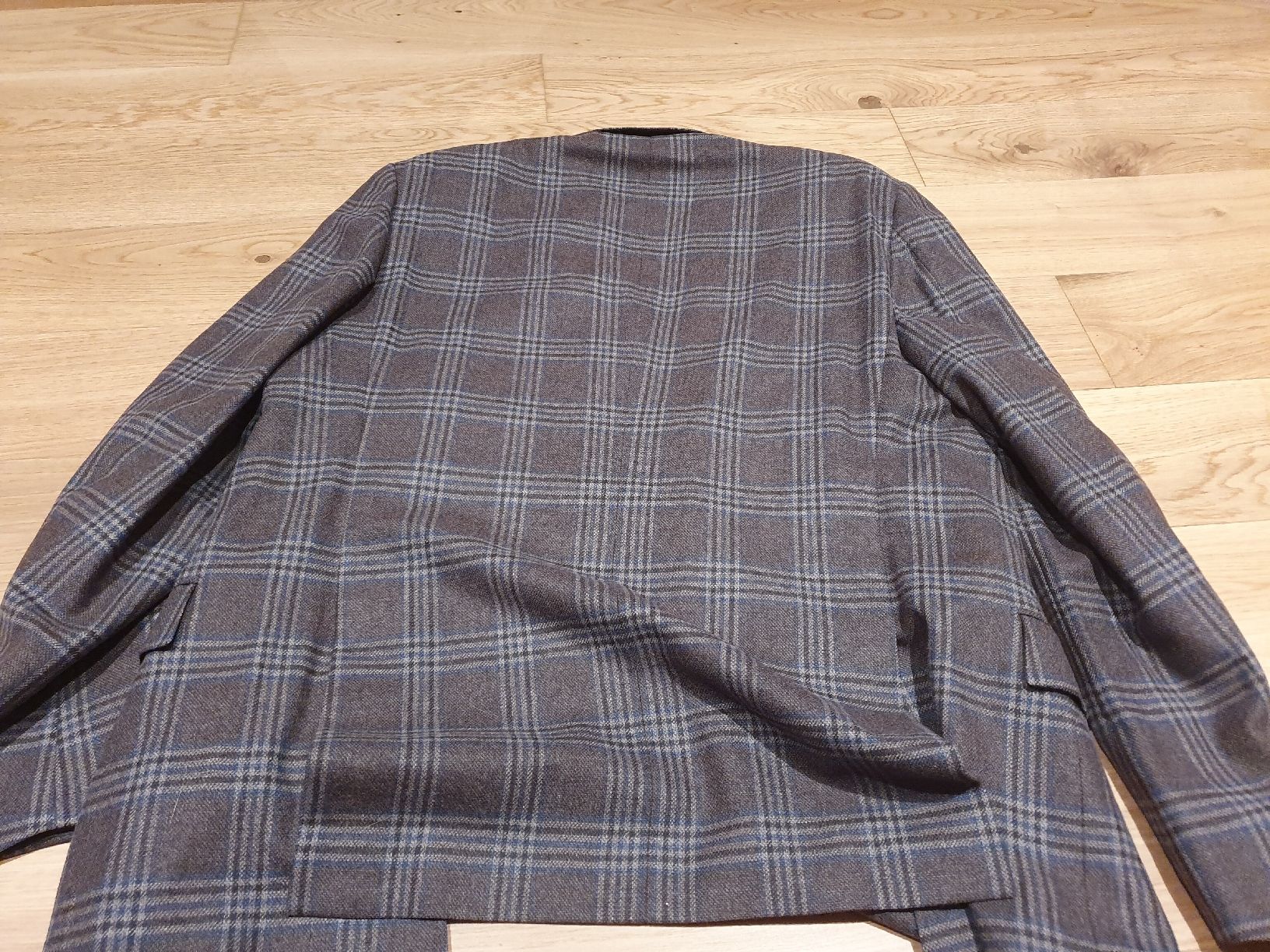 Brioni Giacche: Brioni, Veston, Blazer – Nuovo (secondo la descrizione) da Winterthur venduto da Sjull 6