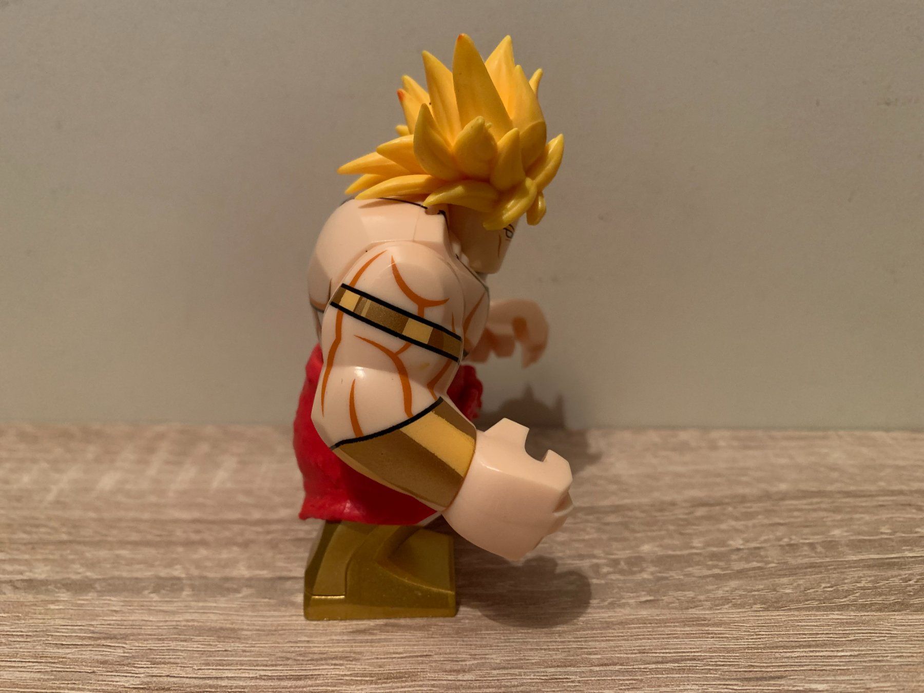 Baukästen: Dragon Ball Z Minifigur Broly – Gebraucht aus Basel von Don-Angel 1