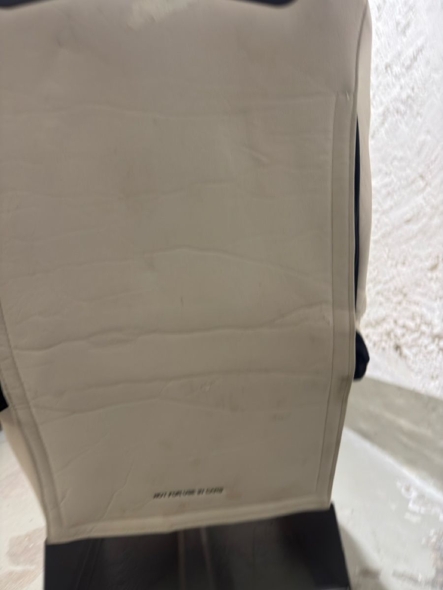 Playseat Stühle: Playseat Evolution Weiss – Gebraucht aus Zürich von lia_5qjg 7