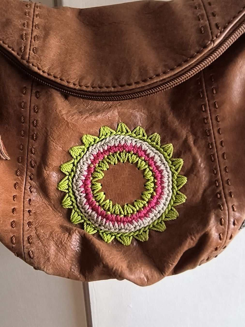 Borse da donna: Original the sak Lederumhängetasche – Usato da Schaffhausen venduto da gab_v5qf 2