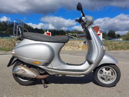Piaggio Vespa ET4 125 ccm Roller Kat. A1 8kw jg. 03 wenig Km