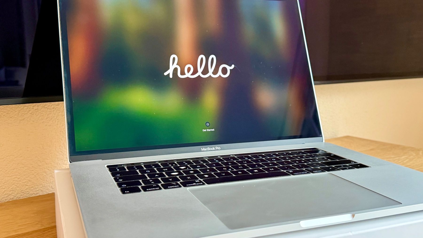Apple Portables: 15,4"  MacBookPro – D'occasion à Root par Apollo65