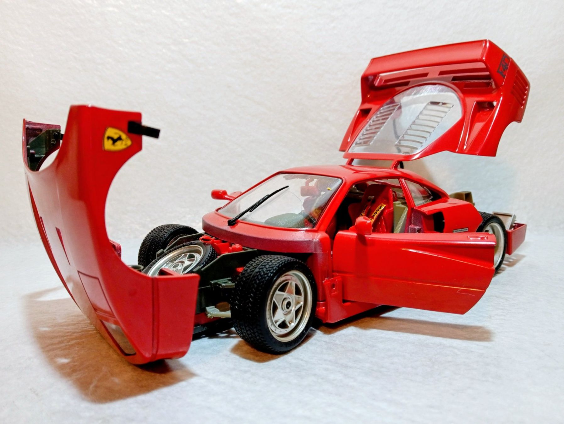 Bburago Modellautos: Ferrari F40 – Gebraucht aus Huttwil von Secondtrain 6