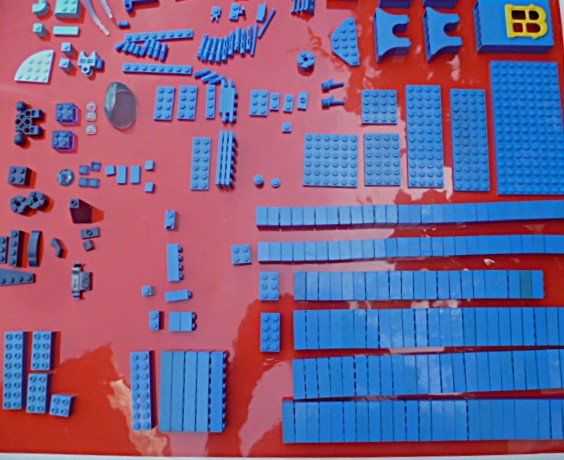 Lego Baukästen: Lego Ersatzteile sortiert, blau – Gebraucht aus Effretikon von Heimstudio 3