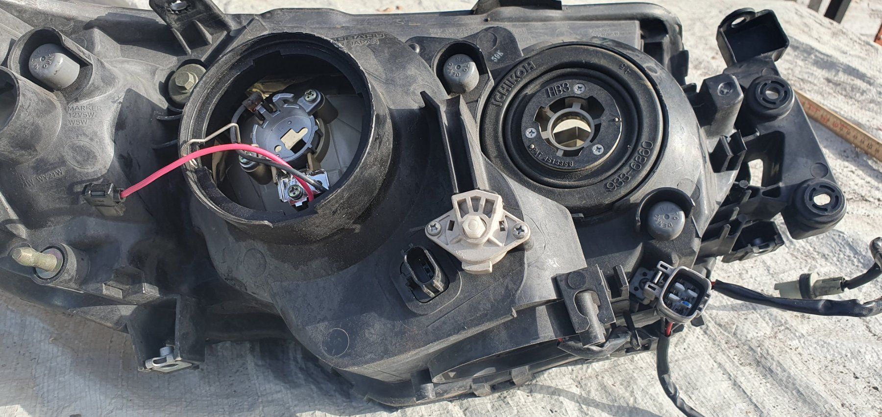VW Scheinwerfer: POLO 6N1 Scheinwerfer rechts 962 496-00 – Gebraucht aus Langnau i. E. von Superseven69 6