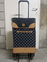 Einkaufstrolley mit Punkten
