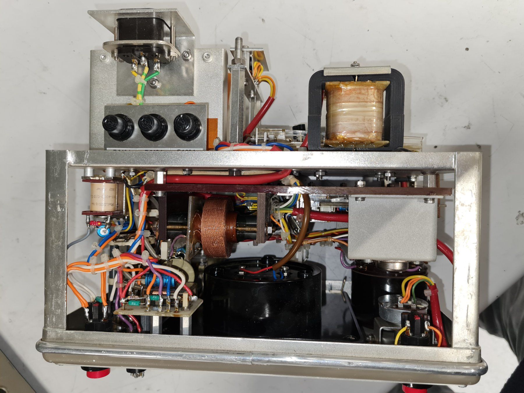 Misurare: High-Voltage Tester HV-TESTER T94/4 – Usato da Horw venduto da Arta20000 6