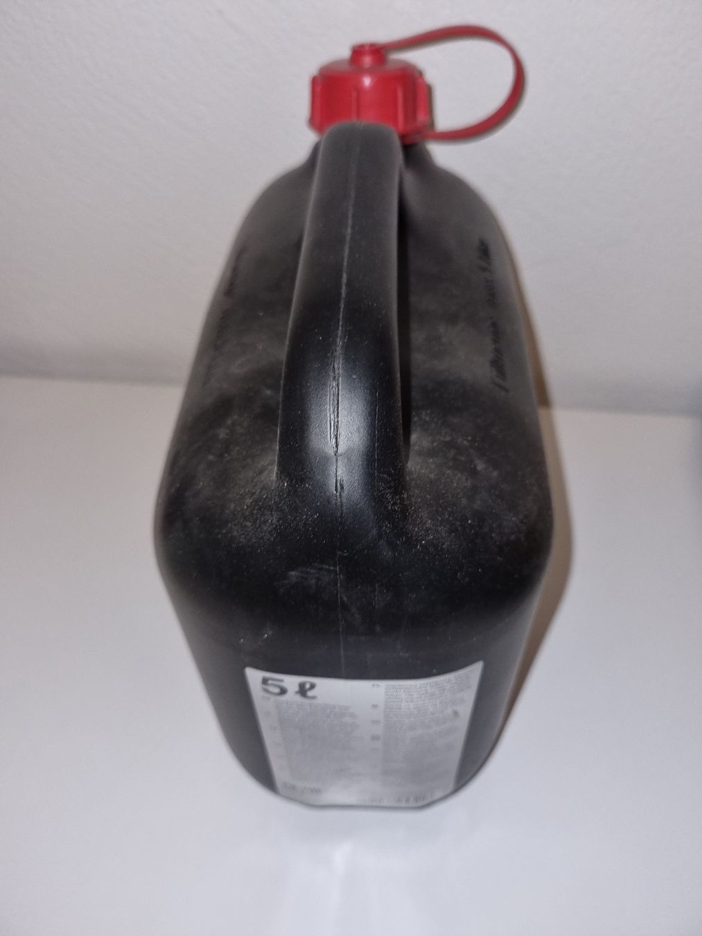 Taniche per benzina: Kanister 5 Liter Kunststoff schwarz – Usato da Chur venduto da Beimirhates 1