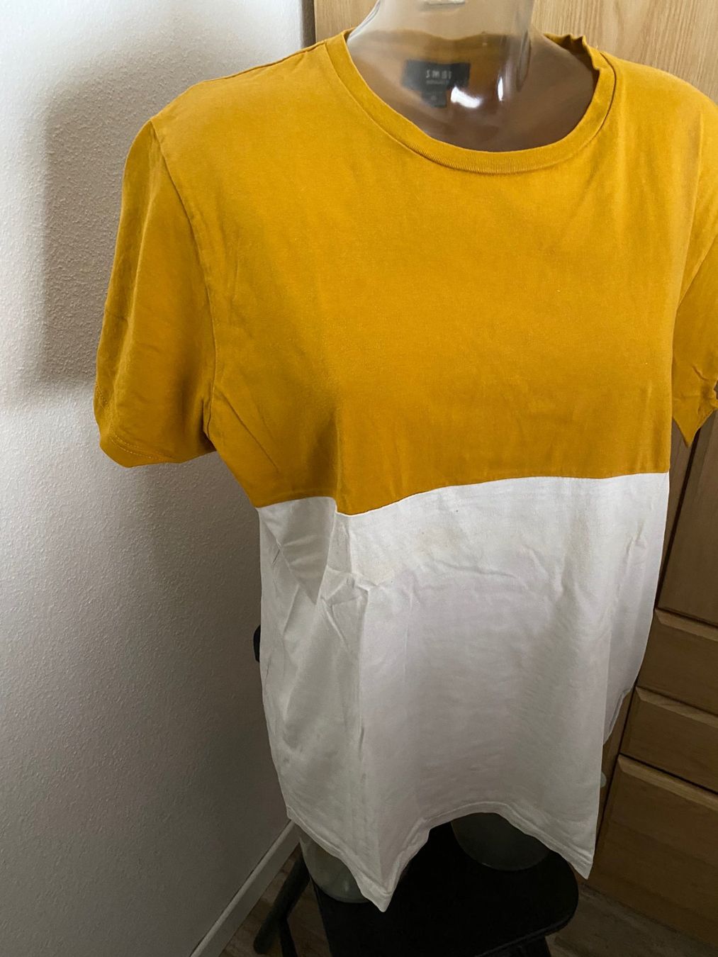 T-shirt: SMOG T-Shirt Grösse L – Usato da Allenwinden venduto da Obalu 1