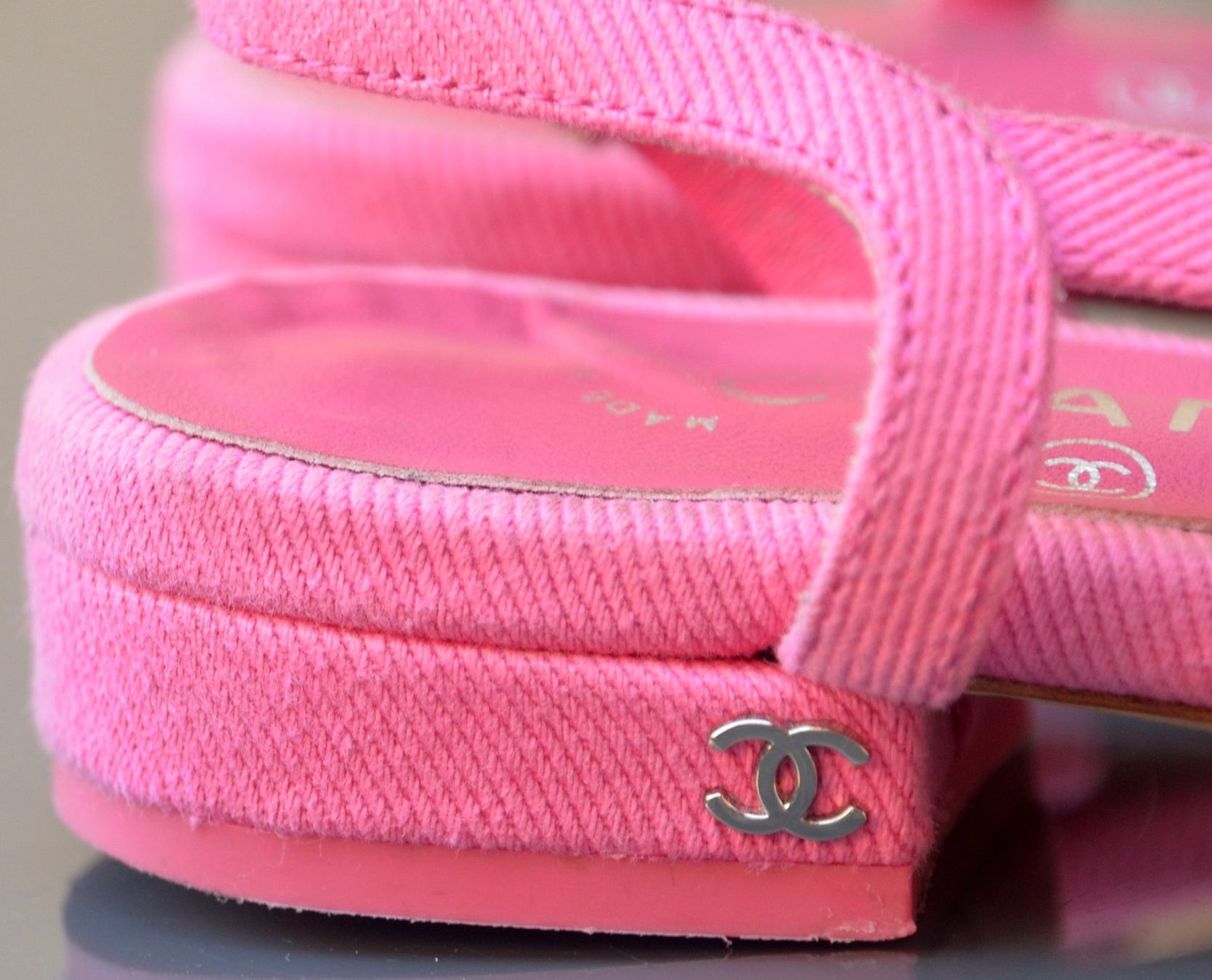 Chanel Scarpe da donna: Chanel Schuhe / chaussures .39C – Usato da Collonges venduto da arashee 6