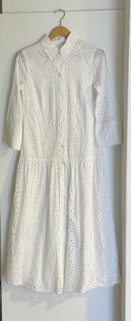 Kleid weiss Spitzenmuster Damen Grösse M