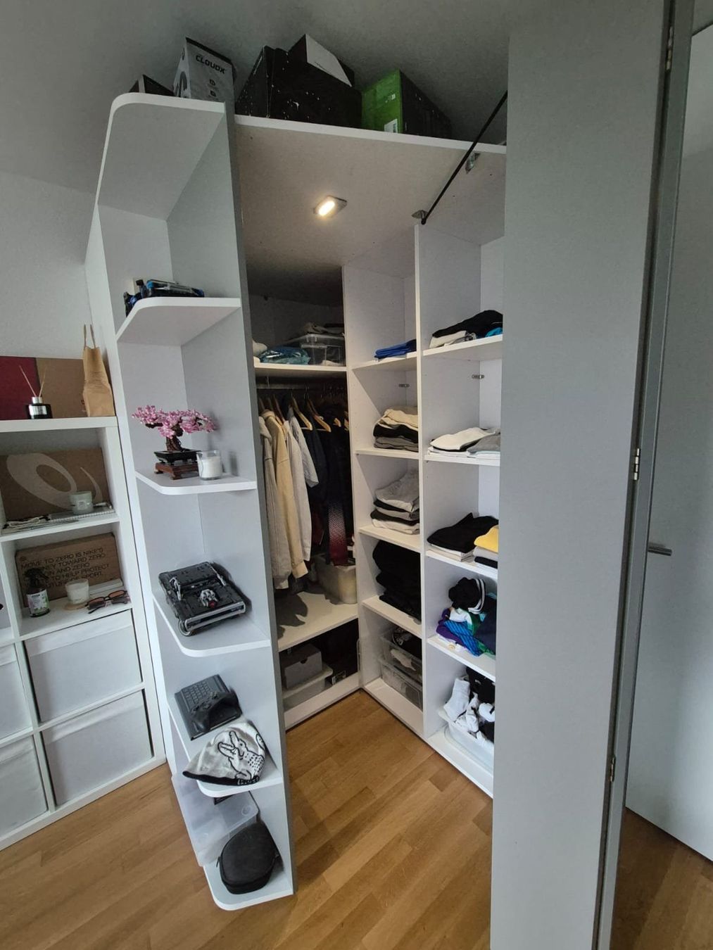 Armadi: Jugendzimmer Kinderzimmer Eckkleiderschrank Rudolf Möbel – Usato da Niederrohrdorf venduto da freestyle01 3