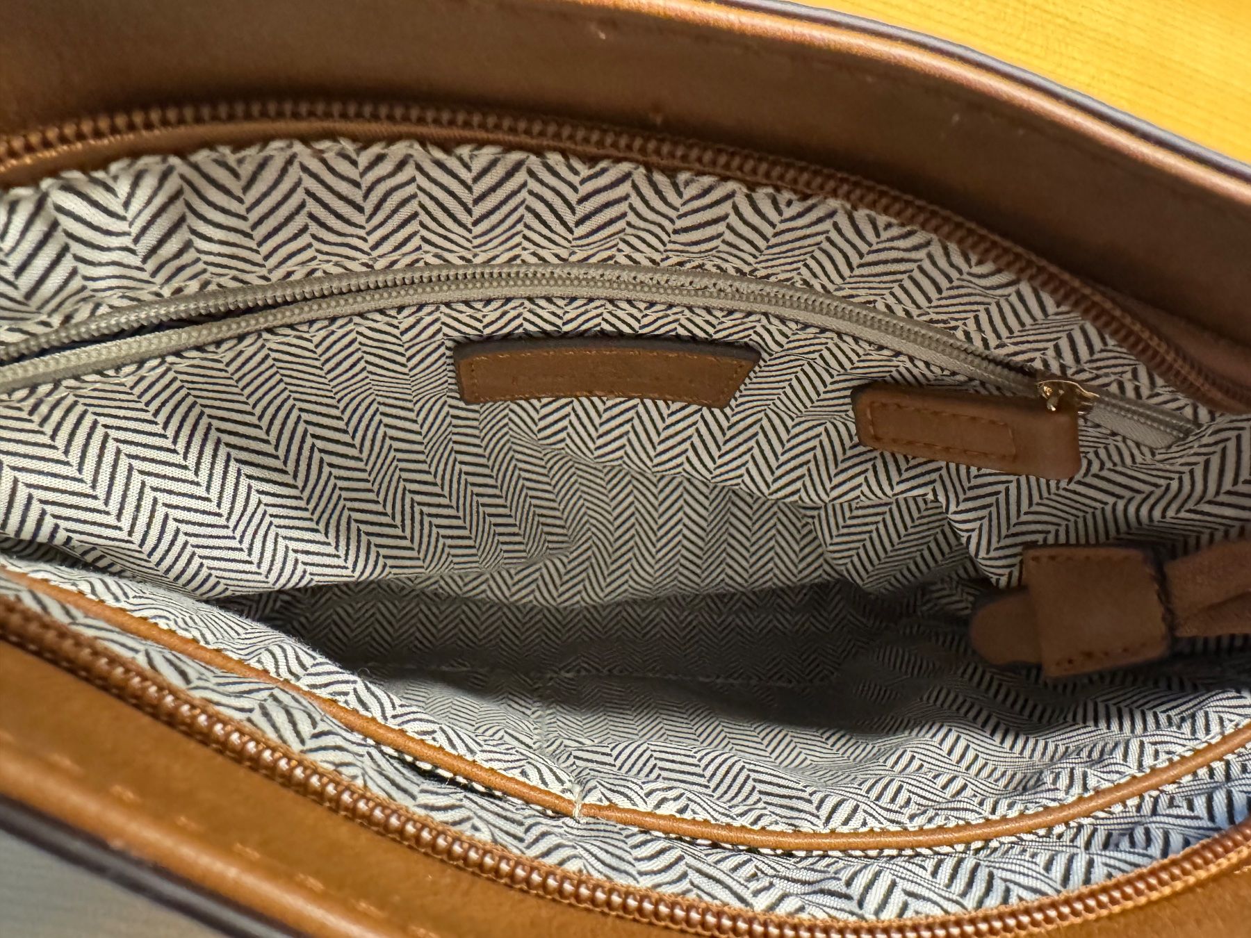 Tom Tailor Sacs femmes: Handtasche – D'occasion à 6315 Oberägeri par jud_mzd5 2
