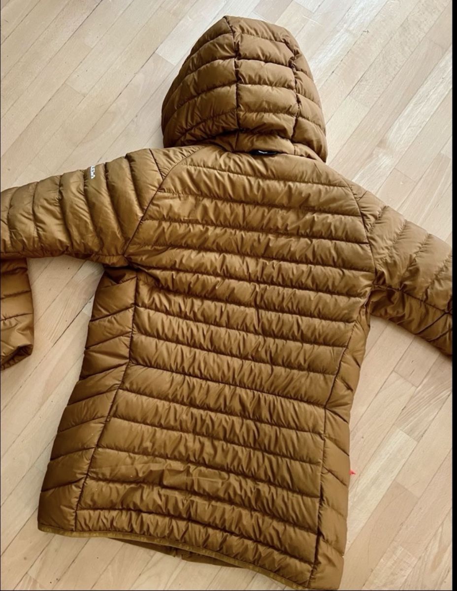 Salewa Giacche: Salewa Daunenjacke Grösse 40 – Nuovo (secondo la descrizione) da Obstalden venduto da Sampeerstoeckli 1