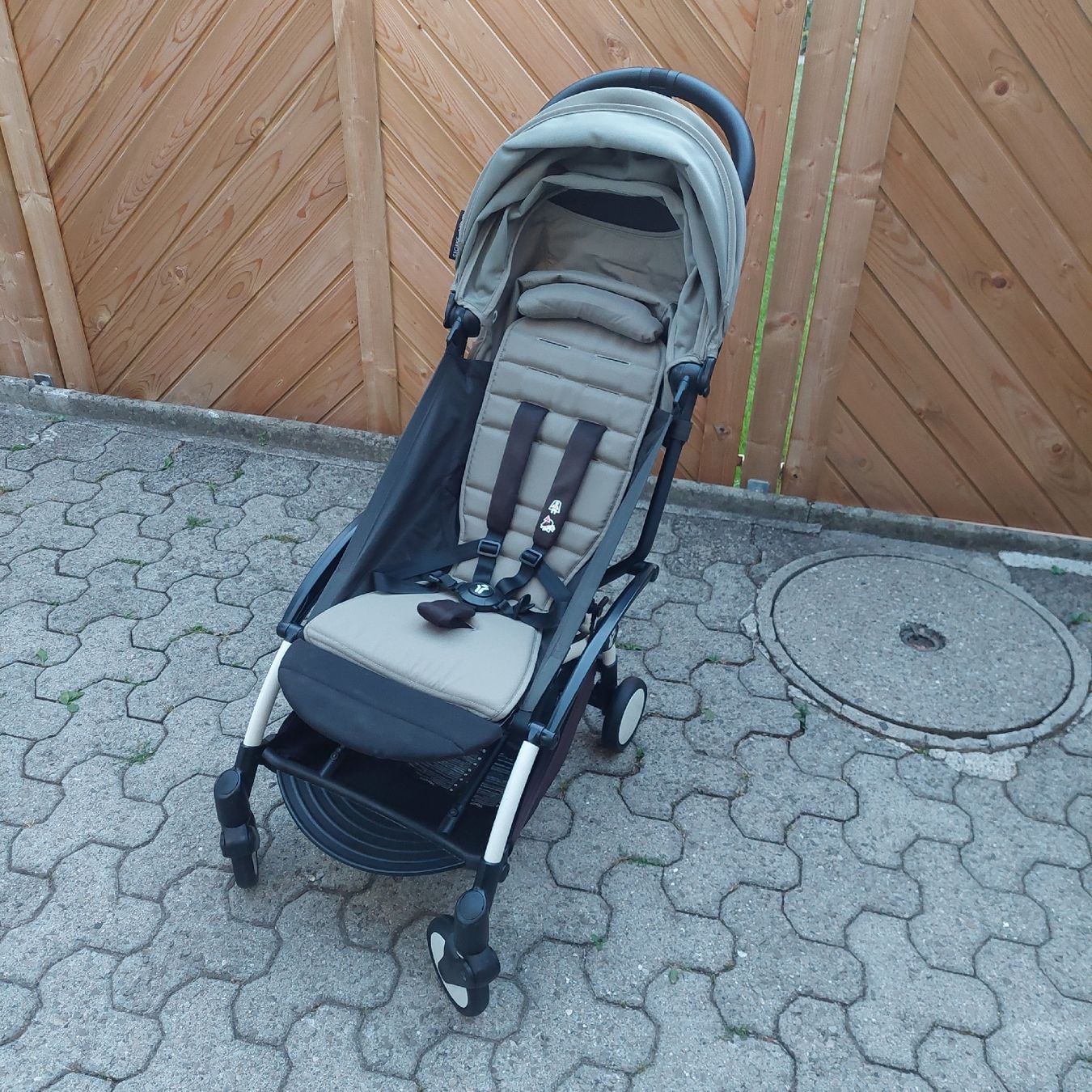 Babyzen Carrozzine: Buggy Babyzen Yoyo2 Oliv – Usato da Belp venduto da masterdriftking