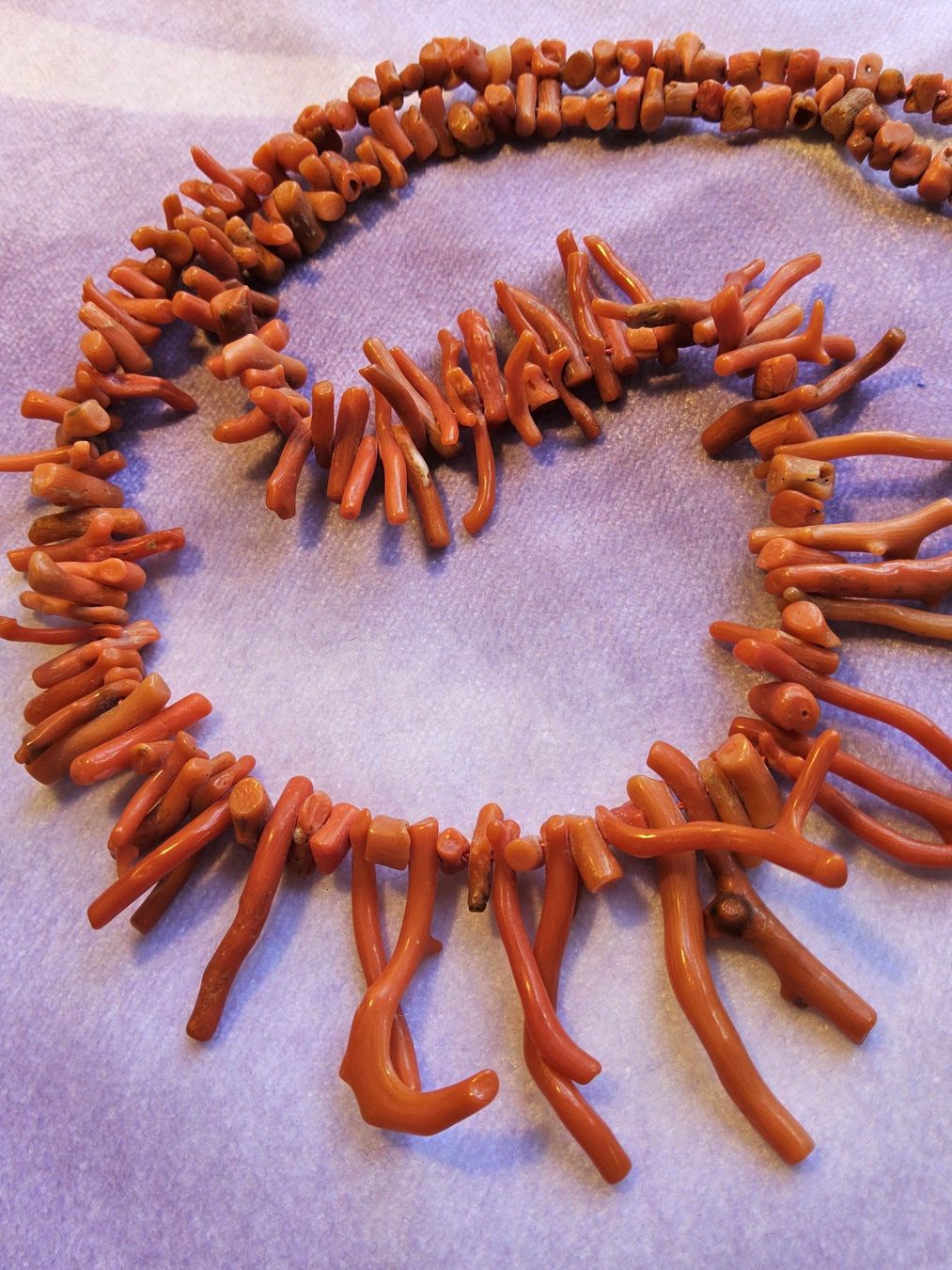 Catenine: Antike echte Korallenkette Collier – Usato da Zürich venduto da Aleick