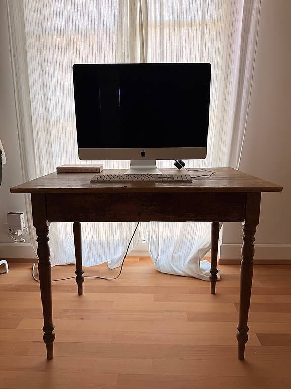 Scrivanie: Vintage Büro Tisch mit Schublade – Usato da Zürich venduto da gnvb