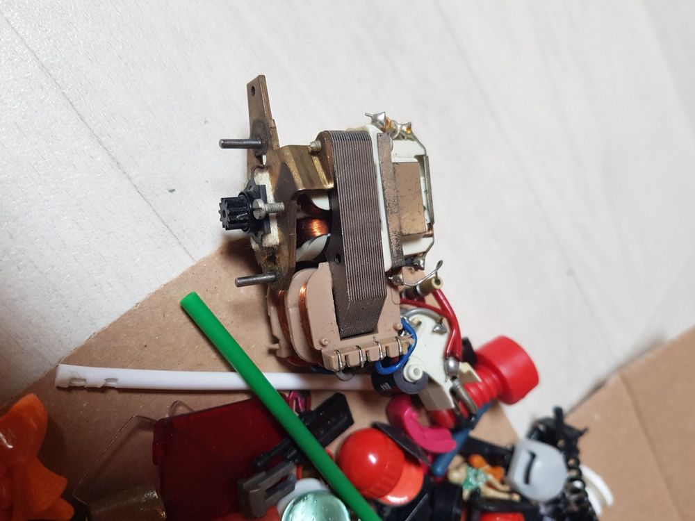 Jouets: Bastelteile Aussortierung von Kinderspielkisten – D'occasion à Birmensdorf ZH par RoBrixX 4
