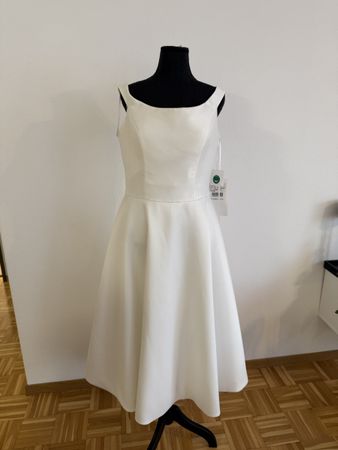 Elegantes, weisses Kleid - perfekt für den Sommer! Gr. 40