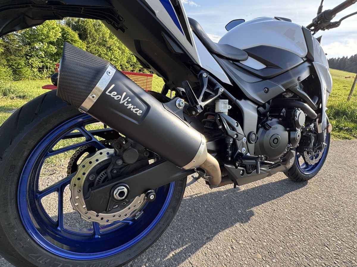 Suzuki Strada: SUZUKI GSX-S 750 ABS – Usato da Luzern venduto da Markusd75 6