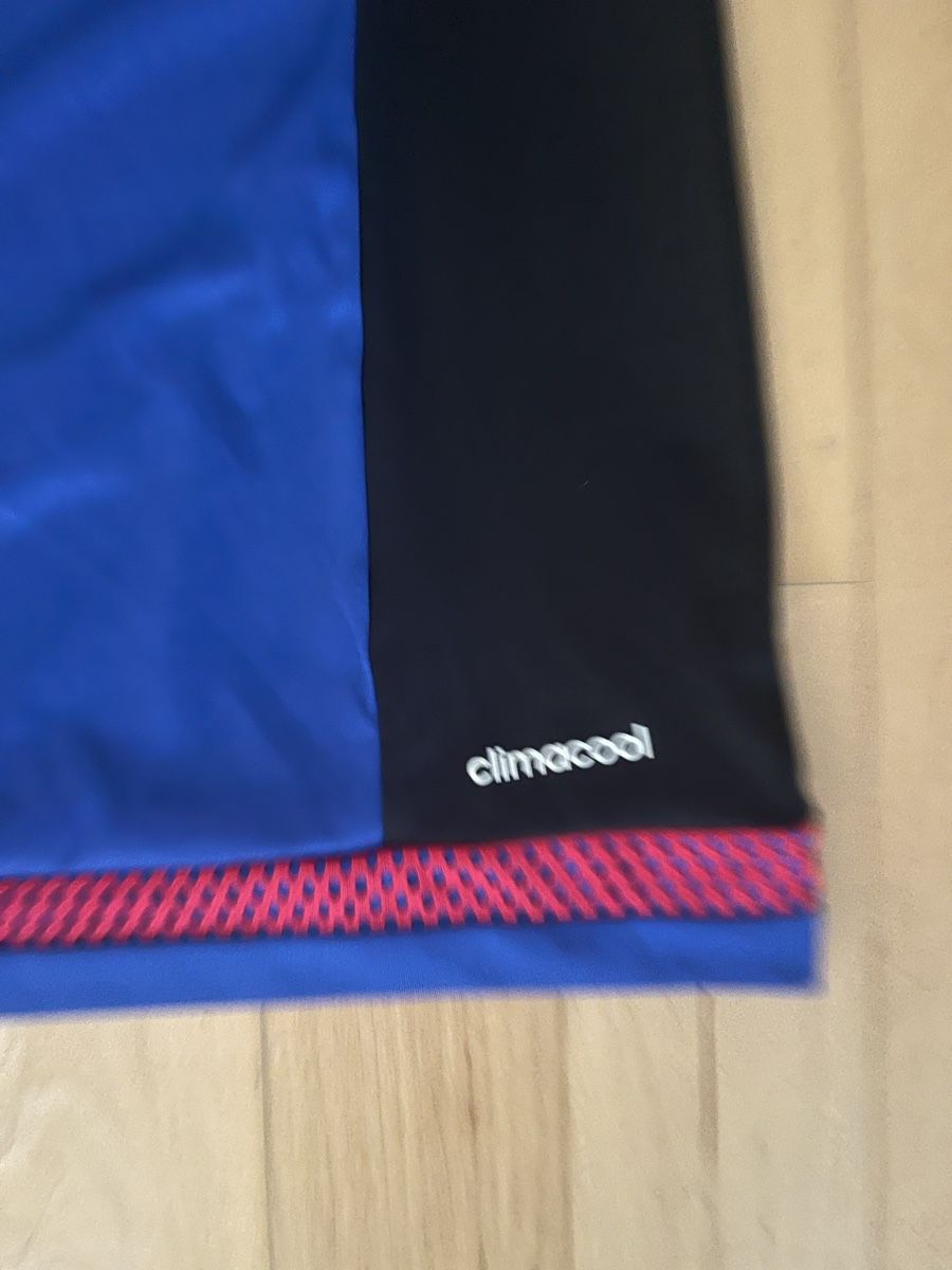 Canottiere & Pantaloni: Fussballtrikot FCBASEL Größe M – Usato da Allschwil venduto da Manolictus 2