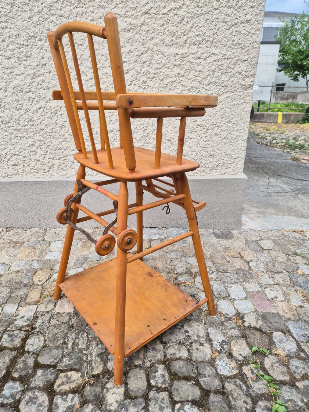 Hochstühle: KINDERSTUHL / ESSSTUHL / VINTAGE / GEBRAUCHT – Gebraucht aus Kirchberg BE von MSLG48 3
