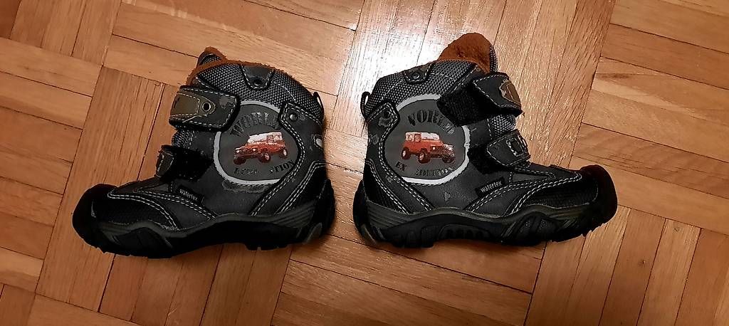 Scarpe per ragazzi: Scarpe invernali  nr. 21 – Usato da Tesserete venduto da bab_7ztk