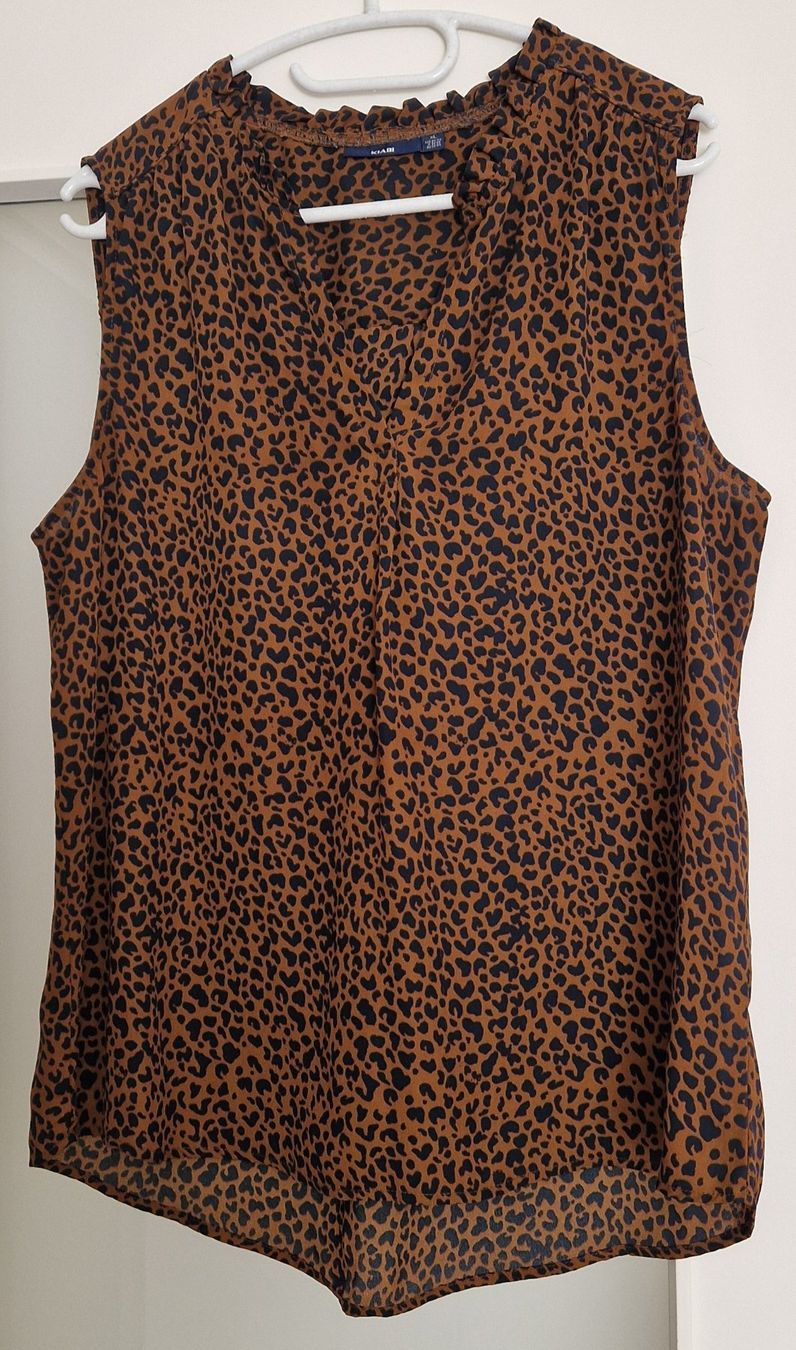 Top: Blouse grandeur XL – Usato da Couvet venduto da Pioune
