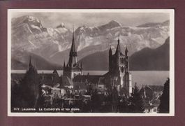 LAUSANNE - Cathédrale et Alpes