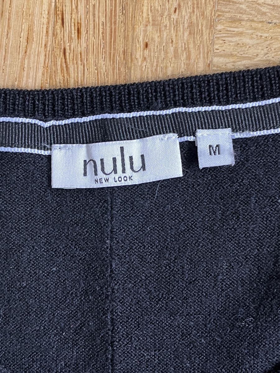 Pullover & Sweatshirts: Schwarzer Merinowolle Pulli, Gr. M, Herbst – Gebraucht aus Zürich von Kleanthy 2