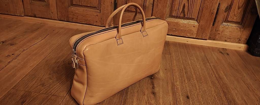Borse: Tasche aus Leder handgefertigt  – Usato da Cazis venduto da Morrisb