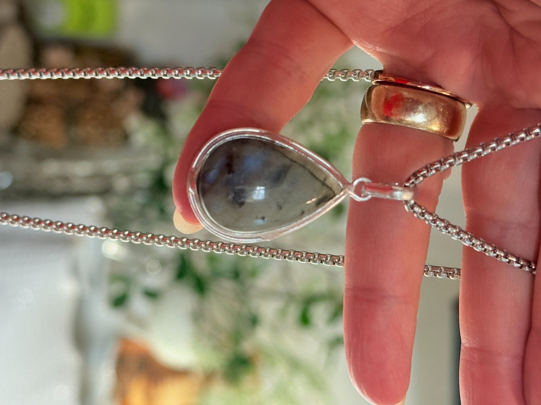 Catenine: Collier élégant avec Labradorite véritable, neuf! – Nuovo e nell'imballaggio originale da Genève venduto da AGBERG 2