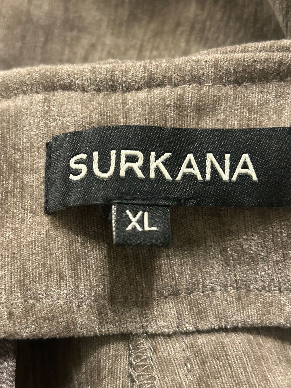 Pantaloni: Surkana pantalon – Nuovo (secondo la descrizione) da Val-d'Illiez venduto da Dombou 2