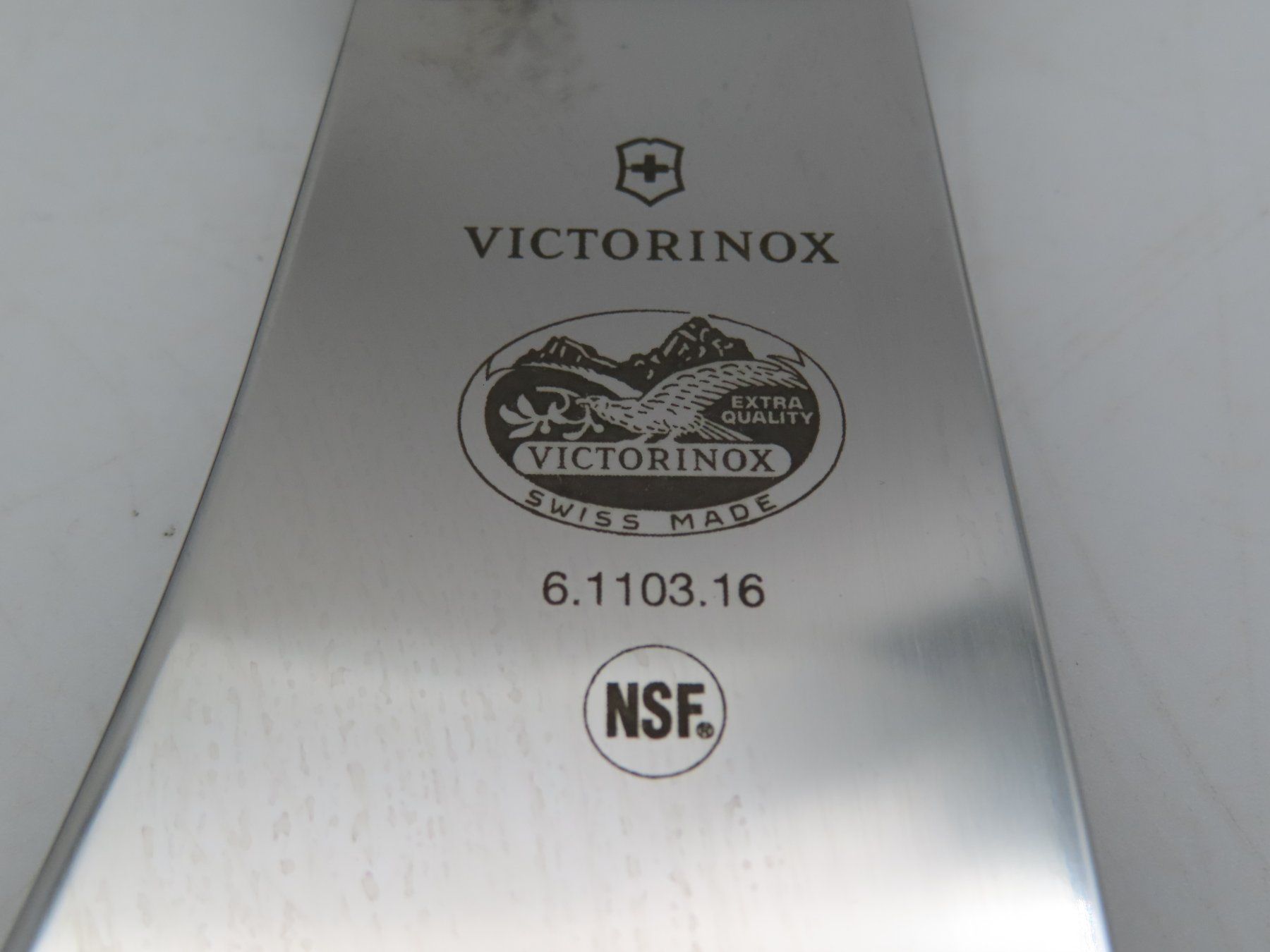 Victorinox Coltelli da cucina: Victorinox Käseschaufel – Usato da Reinach BL venduto da WBZ-Flohmarkt 3