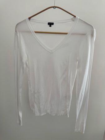 JOSEPH weisses Langarmshirt mit V-Ausschnitt – Grösse