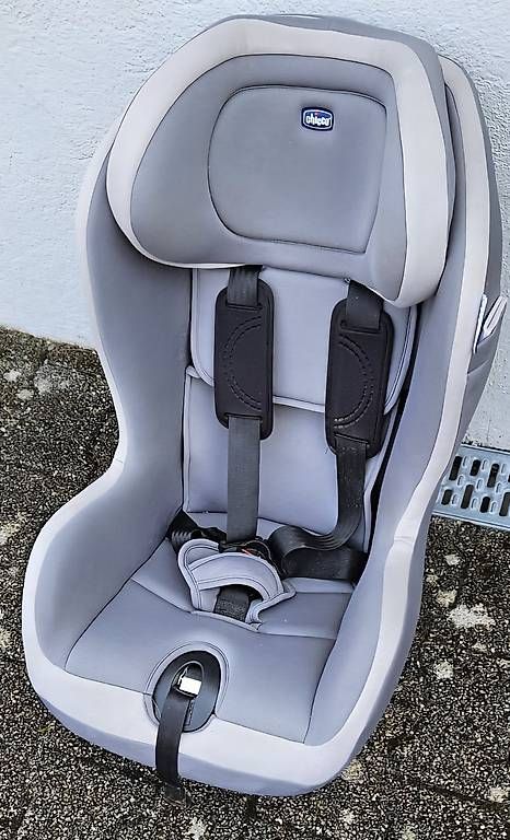 Chicco Seggiolini per auto: Chicco Autositz Go One 9-18 kg – Usato da Reinach AG venduto da jennyfergel